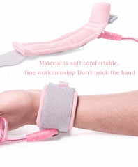 Baby Anti Lost Adjustable Child Wrist Strap Link Safety Harness Stretchable Light Weighted Hand Leash for Travel Shopping Airport and Outdoor for Kids (Light Pink)