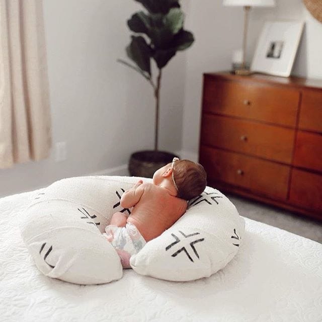 TRIDALAM Newborn Muslin Feeding Pillow | Soft Baby Nursing Support Cushion (0–9 Months) | Breathable Fabric | Assorted Prints Pack Of 1
